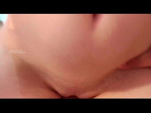 ❤️ Spavao u sestrinoj sobi i tako sam se probudio ❌ Tvrdi porno kod nas